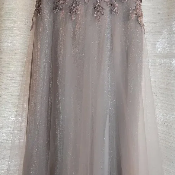 Floor length Prom Dress - Formal Gown by Coya NWT Size S (4-6) Mauve